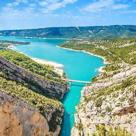 Camping Le Vieux Colombier Мустьє-Сент-Марі Екстер'єр фото
