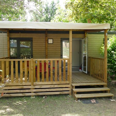 Camping Le Vieux Colombier Мустьє-Сент-Марі Екстер'єр фото